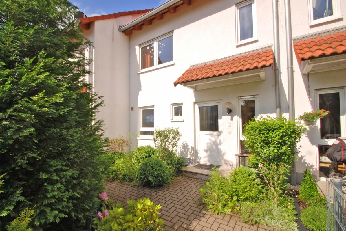 Traisa, Reihenmittelhaus mit Garten (exposé 1213) - Oliver Reifferscheid - Immobilienmakler Darmstadt