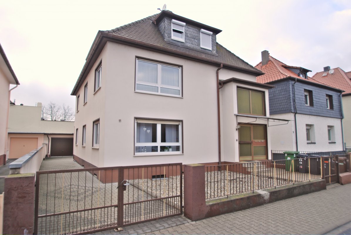Bürstadt, sehr gepflegtes Dreifamilienhaus - Exposé 1232 - Oliver Reifferscheid - Immobilienmakler Darmstadt