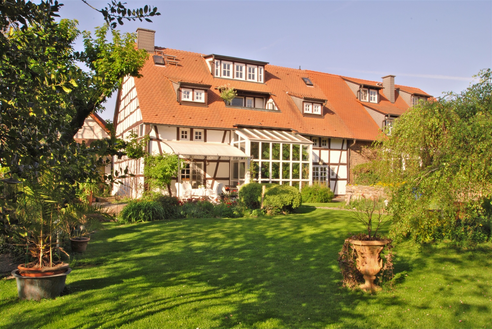  - Bickenbach, Fachwerkhaus, super Garten - Exposé 1212