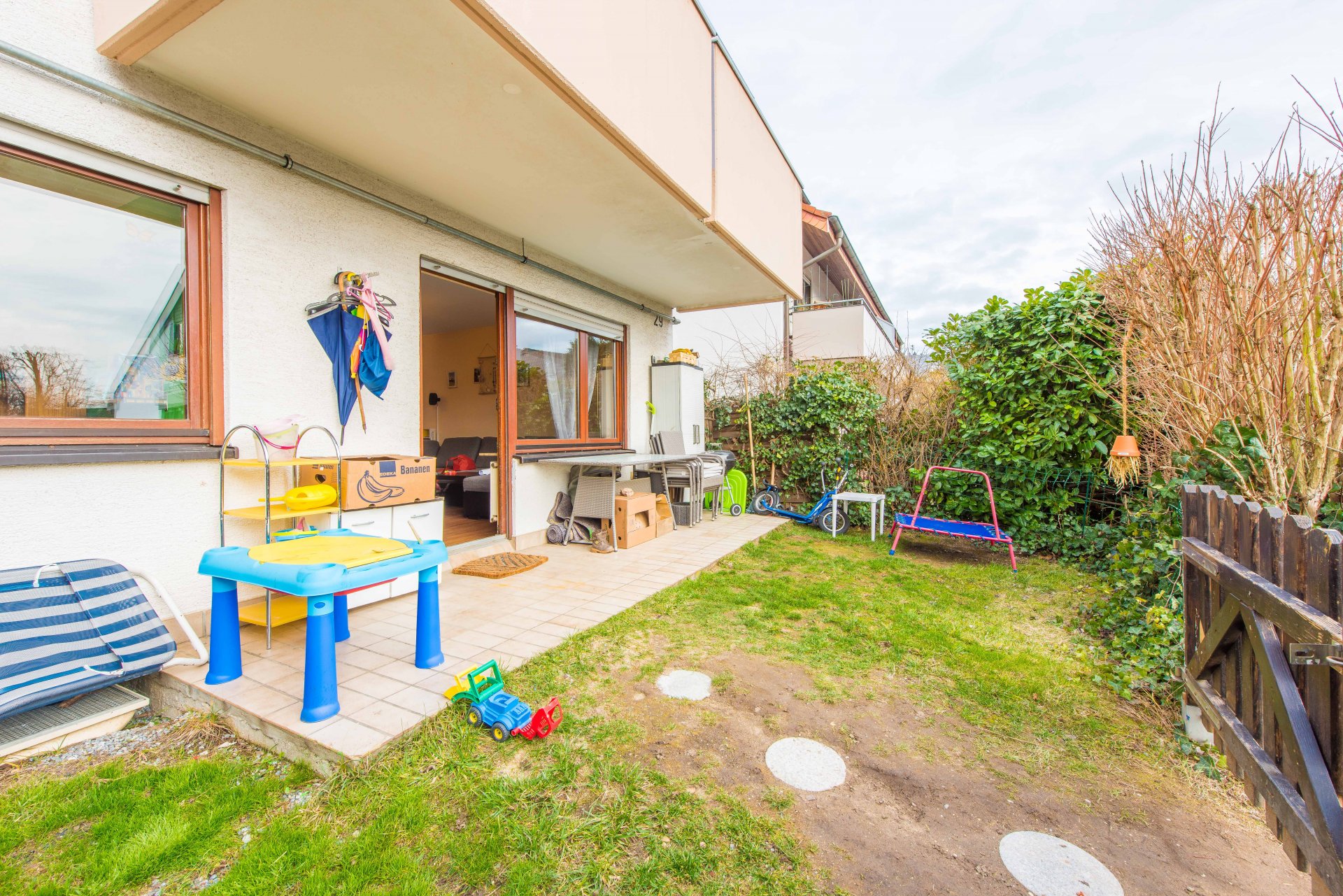 Hirschberg - Schön geschnittene Erdgeschoßwohnung mit Garten, sehr gute Lage